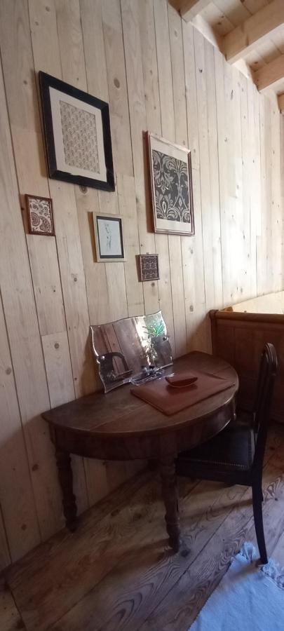 Appartement De Charme Dans Une Maison Isolee Presilly  Eksteriør bilde