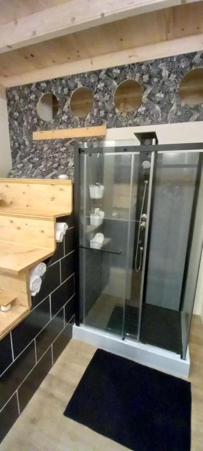 Appartement De Charme Dans Une Maison Isolee Presilly  Eksteriør bilde